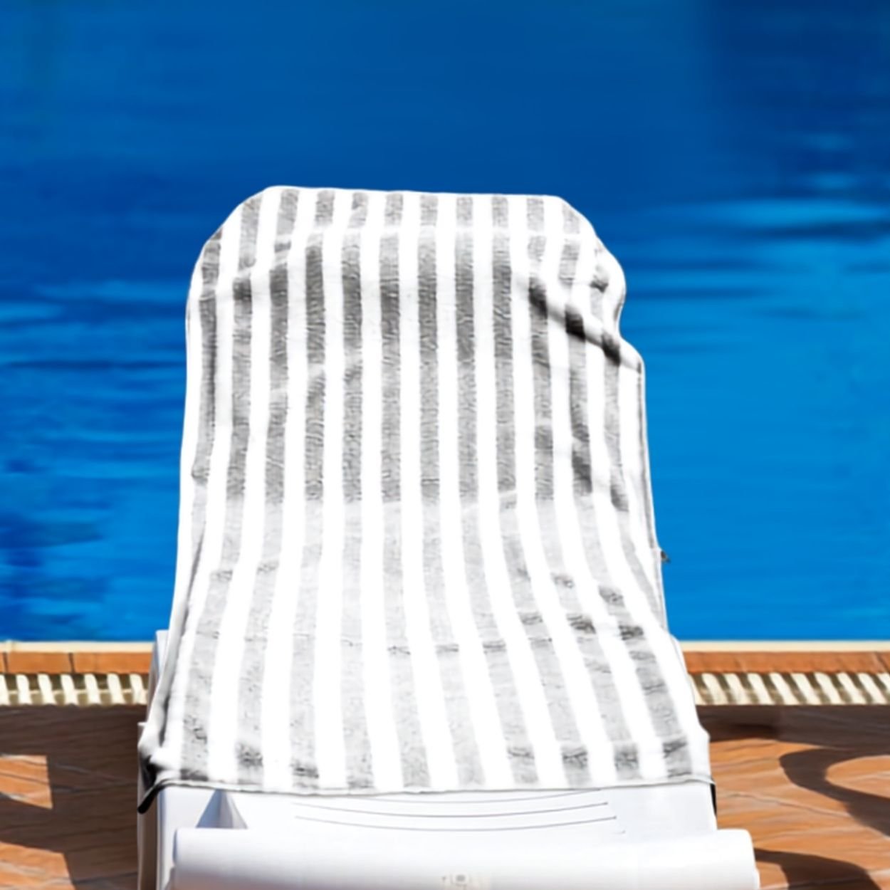 Pool Towels - Image 4